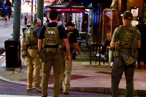 米連邦保安局　メンフィスで行方不明児101人を保護