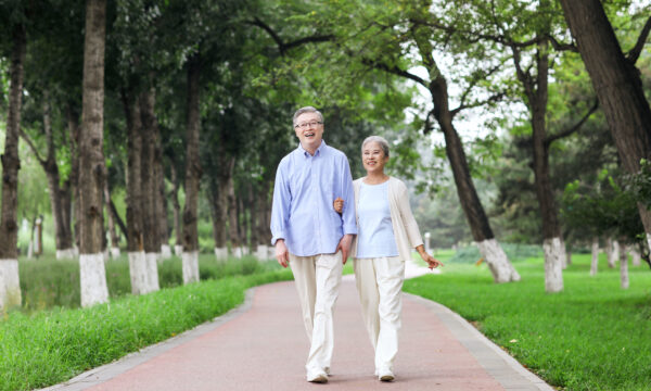 歩くだけで13種のがんリスクが低下　最新研究が示す最適歩数