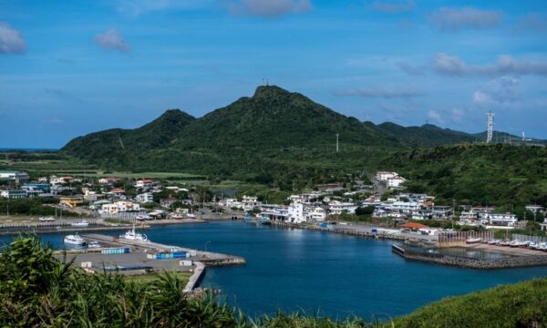 中国の軍事圧力に備え　日本がミサイル列島構想を推進