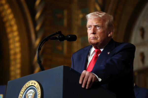 米軍　麻薬対策キャンペーンの一環で麻薬船施設を破壊