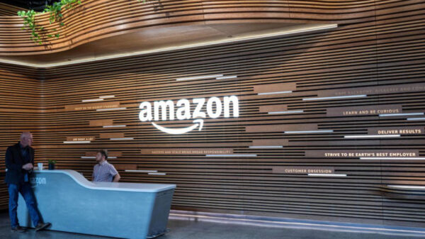 AI時代の襲来　アマゾンさらに1.6万人削減