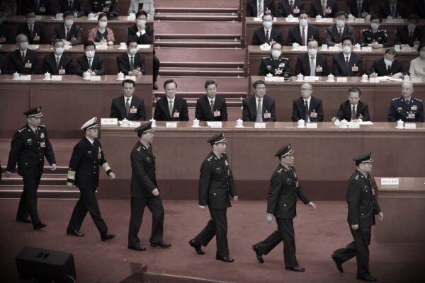 中共軍異変　張又侠欠席・拘束説広がる　習近平軍権再編か