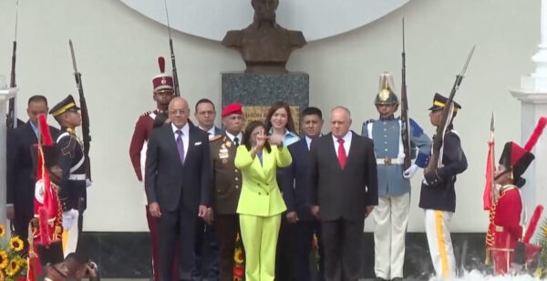 ベネズエラ政権　米国に歩み寄りか