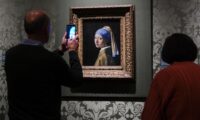フェルメールの名画「真珠の耳飾りの少女」14年ぶり来日へ　大阪で展示会