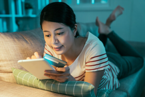 夜更かしが体に与えるダメージは想像以上　中医学が教える4つのリカバリー法