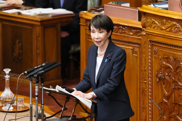 高市首相　現役世代の社会保険料引き下げに言及　与党が進める現役世代の負担軽減と子育て支援強化