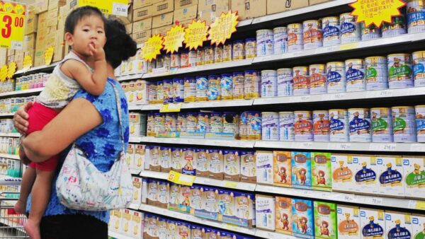 中国製粉ミルク成分に汚染の疑い　EUが検疫強化