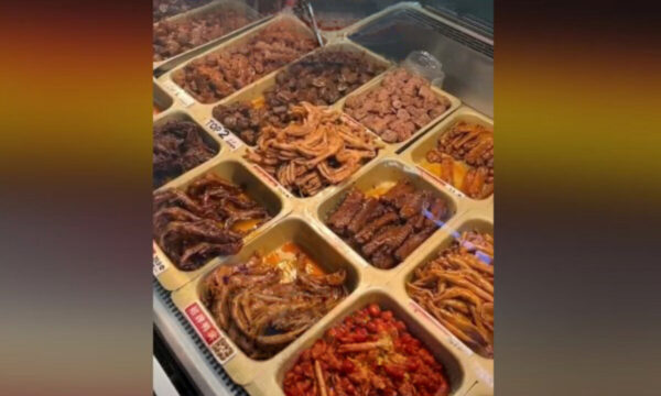 中国　街から消えた庶民の味　景気悪化の深刻さ