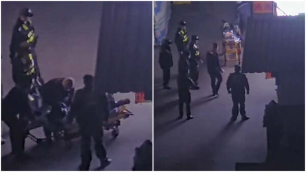 中国で深夜の強制搬送　男性が担架に縛られ連行　臓器狩り連想も