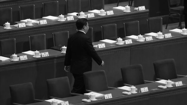 習近平は「ゴミ本」を売っていくら稼いだのか