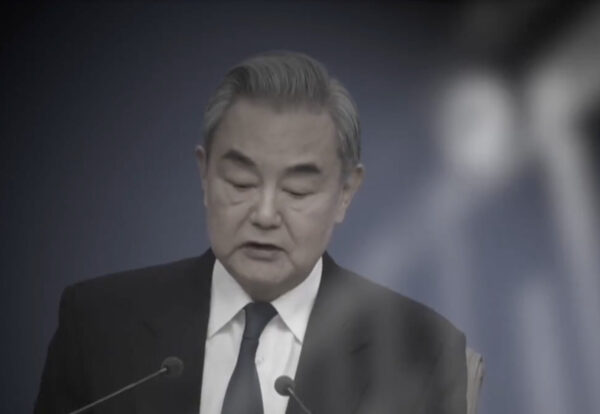 王毅外相　「米中共同統治」を否定　専門家「中共は怯んだ」