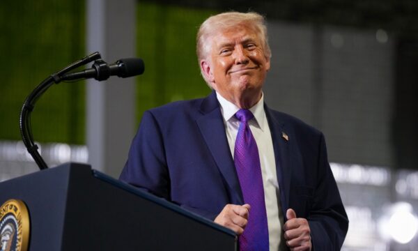 トランプ米大統領　くら寿司USA株を取得　公的開示で判明