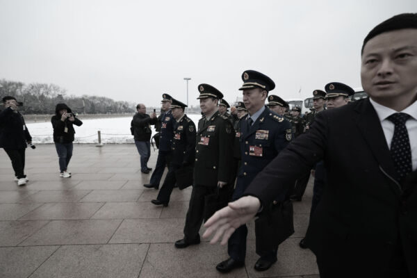 【独自】中共軍で12年遡及調査　前例のない動揺広がる