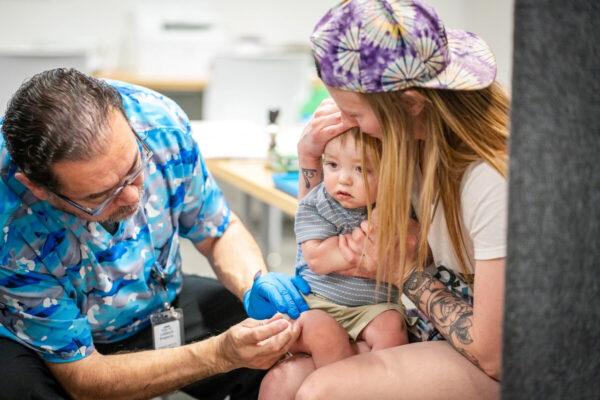 幼児のワクチン接種率が低下　米CDC発表