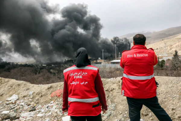 トランプ大統領　イラン発電所への攻撃延期を発表　建設的協議継続を理由に