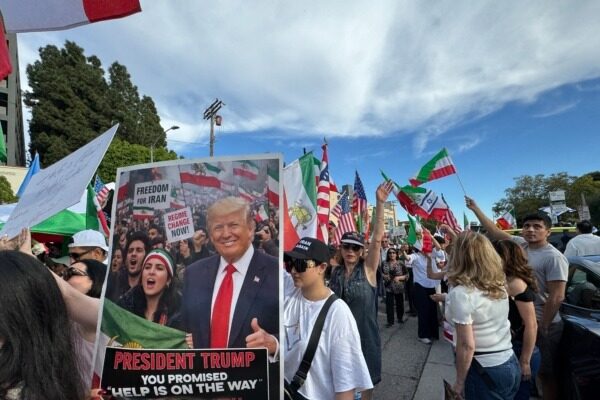 イラン情勢　中共官製メディアは低調報道　「斬首」や体制転換求める様子は触れず