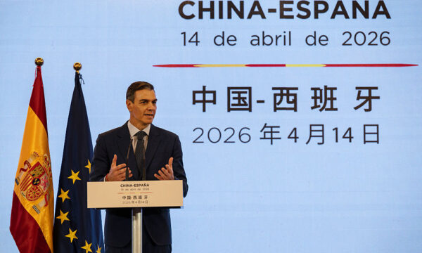 スペイン首相訪中　透ける経済狙いの対中接近　リスク指摘も