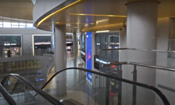 中国の空港がガラガラ？　 飛ぶほど赤字の航空業