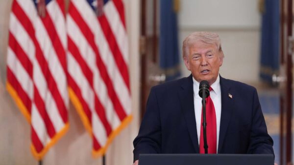 イラン最大の橋を破壊　トランプ氏が協議迫る