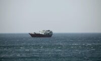 米軍が不審船を拿捕　中共の対イラン供給関与に関心