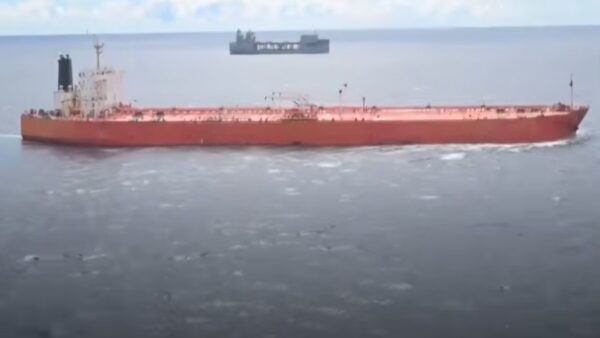 マレーシア沖に「影の石油拠点」　イラン原油　中国向けに密輸か