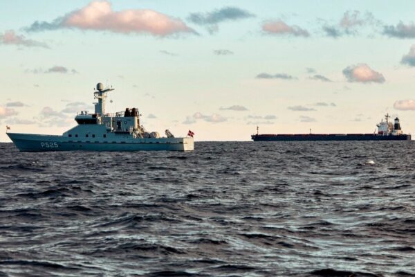 中共が狙う海底通信網　深海ケーブル切断技術に世界が警戒