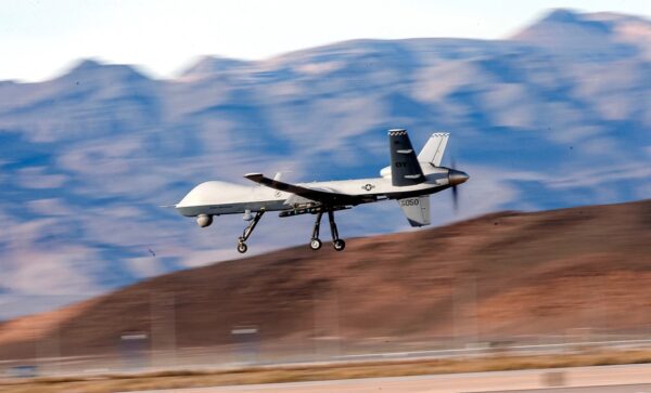 イラン革命防衛隊　ペルシャ湾上空で米軍のリーパー無人機を撃墜と主張