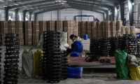 米中首脳会談でも中国経済に弾みなし　4月工業生産の伸び鈍化