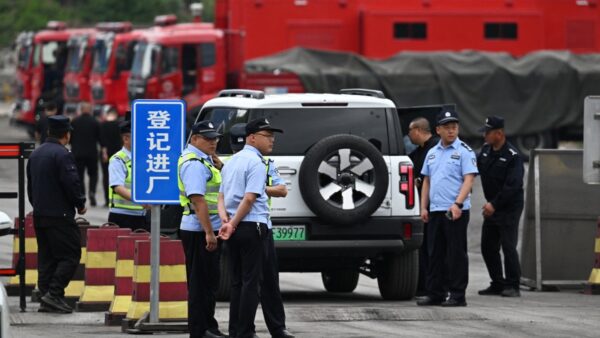 死者数二転三転　中国の炭鉱爆発で当局の隠蔽疑惑