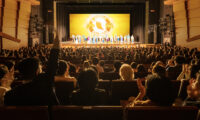 神韻東京公演「国境を越えて心に響く」　圧巻の舞台に万雷の拍手