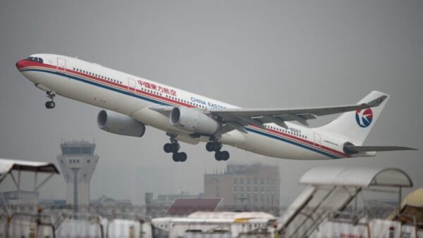「申し訳ありません」が止まらない　深圳空港の謝罪放送がトレンド入り＝中国
