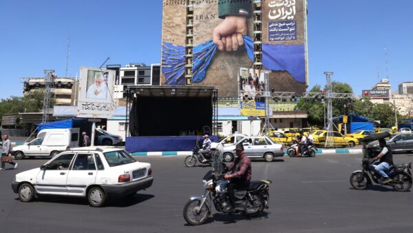 イラン了解覚書の14項目判明　対イラン制裁緩和で中共をけん制か