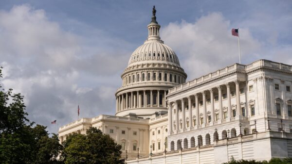 米上院外交委　「法輪功保護法案」を承認