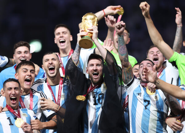 2026年ワールドカップ　最大の優勝候補はどの6カ国か