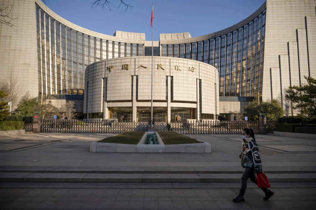 中国銀行危機2026　不良債権と利益悪化の実態