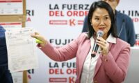 ペルー選挙委員会　ケイコ・フジモリ氏の大統領当選を発表