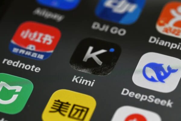 ホワイトハウス　Moonshotが米AI技術を窃取と指摘　エヌビディアの先端半導体を使用