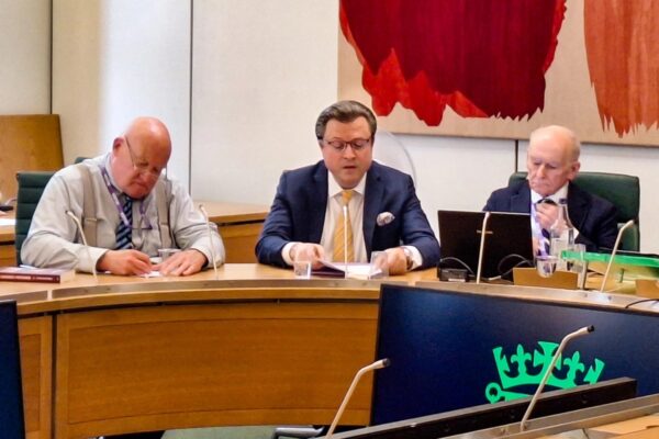 英国　臓器狩り証拠受け法整備を要求　議員向け説明会で専門家証言