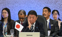 南シナ海　実効性あるルール構築が焦点　ASEAN会合で国際法順守を確認
