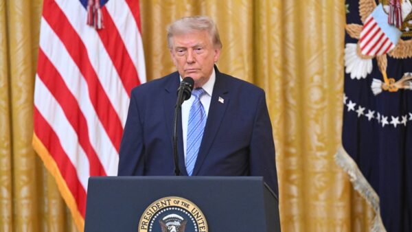 中共の米大統領選干渉を暴露　トランプ氏が機密文書を公開