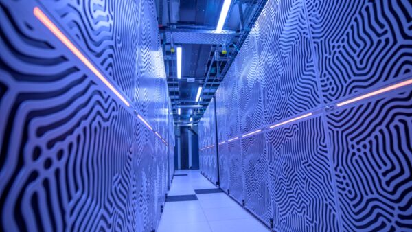 AIデータセンターに潜む中国製リスク　専門家「米電力網への浸透は深刻」