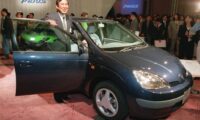 プリウスを投入　トヨタ自動車元社長の奥田碩氏が死去　