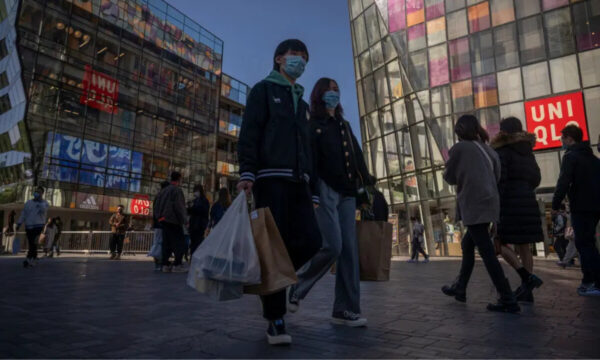 中国の若者「買わずに借りる」