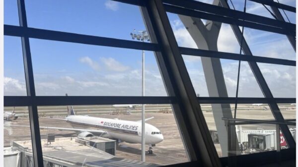 中国で出国審査強化　上海浦東空港　同じ便の乗客半数が搭乗できずか