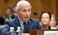 米上院委　ファウチ氏を議会侮辱とする決議を可決　今後の手続きは