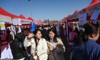 中国の若年失業率17.9％　大卒1270万人　就職難深刻化