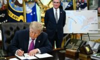トランプ氏「オンタリオ湖」を「アメリカ湖」に改称　