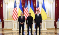 米特使　プーチン氏・ゼレンスキー氏との会談後　ウクライナ和平協議の再開に期待