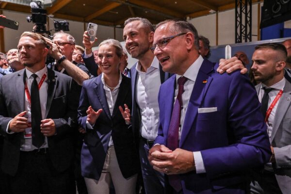 反グローバリズム政党 AfD　ドイツの重要州議会選で勝利