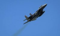 イランで撃墜されたF-15搭乗員　敵地での救出体験を明かす